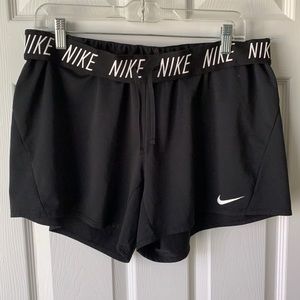 Nike DRI-FIT training shorts XL